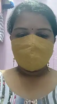 Snapshot of Dr_Chhaya chatting on March 11, 2025, 12:50 pm Dr Chhaya online show from March 11, 2025, 12:50 pm