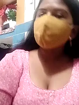 Snapshot of Dr_Chhaya chatting on September 10, 2025, 6:35 am Dr Chhaya online show from September 10, 2025, 6:35 am