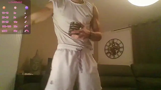 Snapshot of ApollonFit_x69 chatting on October 7, 2025, 10:07 pm ApollonFit x69 online show from October 7, 2025, 10:07 pm