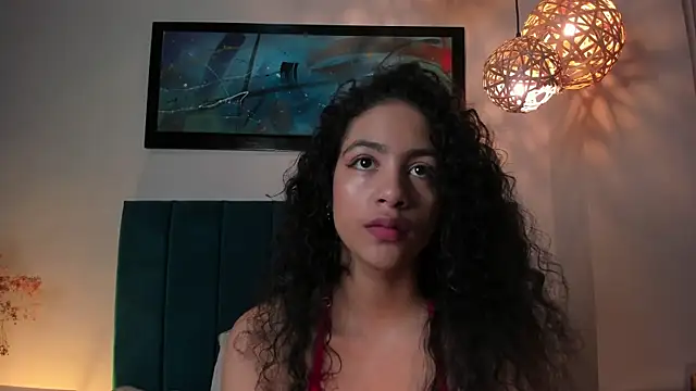 AntonellaHall  online show from November 5, 2025, 12:05 pm