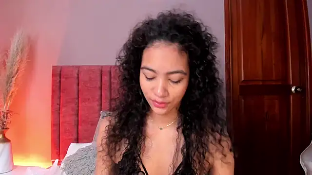 AntonellaHall  online show from November 21, 2025, 12:04 pm