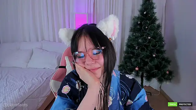 Snapshot of ClaireFaers_ chatting on December 7, 2024, 12:45 pm ClaireFaers online show from December 7, 2024, 12:45 pm