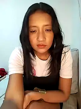 Snapshot of cami_victoria chatting on March 19, 2025, 7:06 pm cami victoria online show from March 19, 2025, 7:06 pm