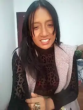 Snapshot of cami_victoria chatting on September 24, 2025, 3:37 pm cami victoria online show from September 24, 2025, 3:37 pm