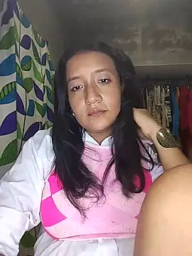 cami victoria online show from June 25, 2026, 7:18 pm