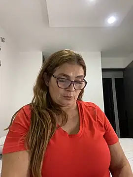 AntonellaAlondra4 online show from January 10, 2025, 1:32 am
