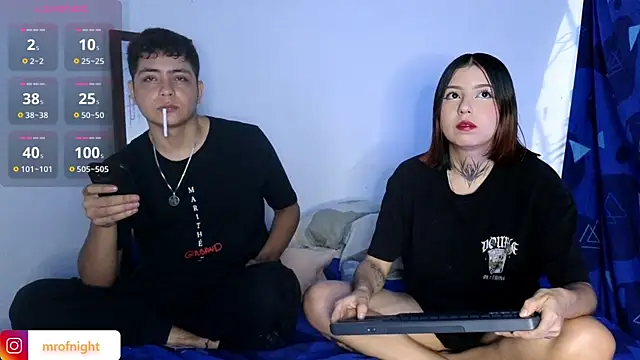 Snapshot of kitty_of_nighttt chatting on October 30, 2025, 10:54 pm kitty of nighttt online show from October 30, 2025, 10:54 pm