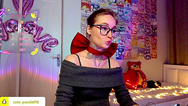 Milky way UwU online show from February 14, 2026, 4:31 am