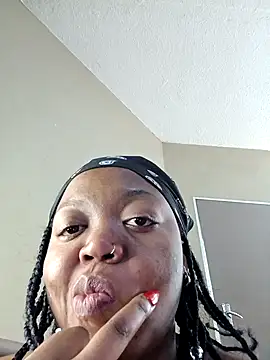 slimcate91 online show from April 12, 2026, 2:00 pm