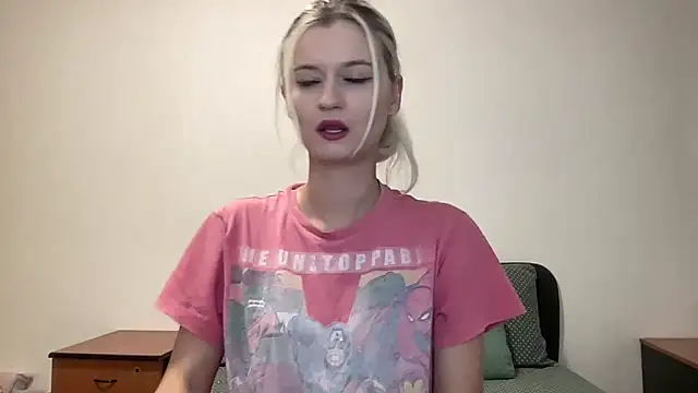 Onika Love online show from September 27, 2025, 11:43 pm