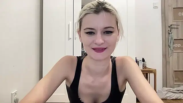 Snapshot of Onika_Love chatting on February 11, 2026, 3:06 pm Onika Love online show from February 11, 2026, 3:06 pm