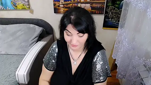 Lady Boom Wild  online show from November 13, 2025, 6:40 pm