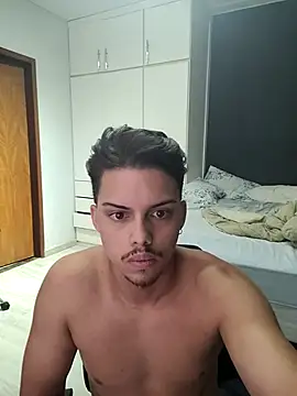 Snapshot of novinbr22 chatting on November 20, 2025, 4:18 pm novinbr22 online show from November 20, 2025, 4:18 pm