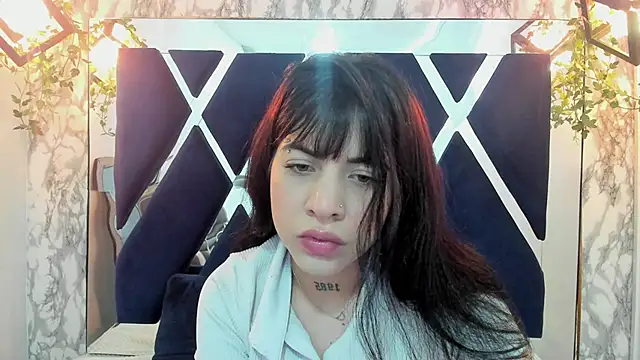 Violet m online show from December 5, 2024, 6:55 pm