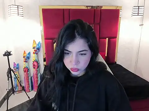 Violet m online show from October 1, 2025, 12:33 pm