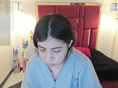 Violet m online show from October 11, 2025, 11:31 am