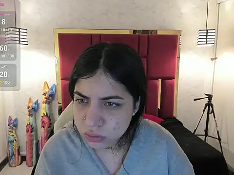 Violet m online show from October 13, 2025, 11:54 am