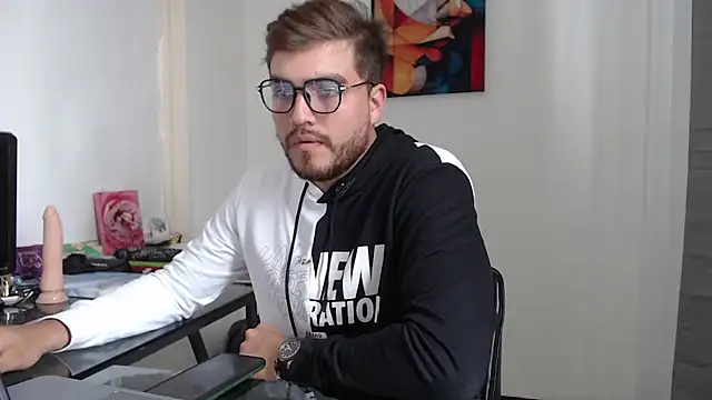 Snapshot of Dylanwish chatting on December 9, 2024, 8:23 pm Dylanwish online show from December 9, 2024, 8:23 pm