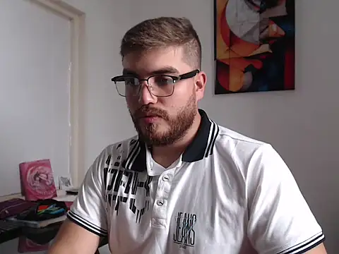 Snapshot of Dylanwish chatting on February 10, 2025, 7:28 pm Dylanwish online show from February 10, 2025, 7:28 pm