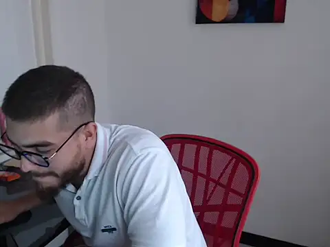 Snapshot of Dylanwish chatting on September 17, 2025, 8:43 pm Dylanwish online show from September 17, 2025, 8:43 pm