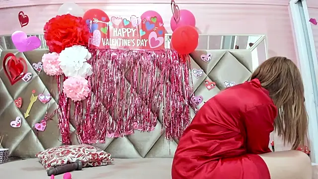 Aurora-Rossi online show from February 15, 2026, 3:03 am