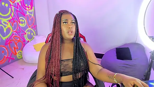 Snapshot of GEANNAROSE chatting on February 4, 2025, 11:16 am GEANNAROSE online show from February 4, 2025, 11:16 am