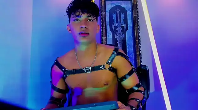 Snapshot of jamescurli_ chatting on December 15, 2024, 4:18 am jamescurli  online show from December 15, 2024, 4:18 am