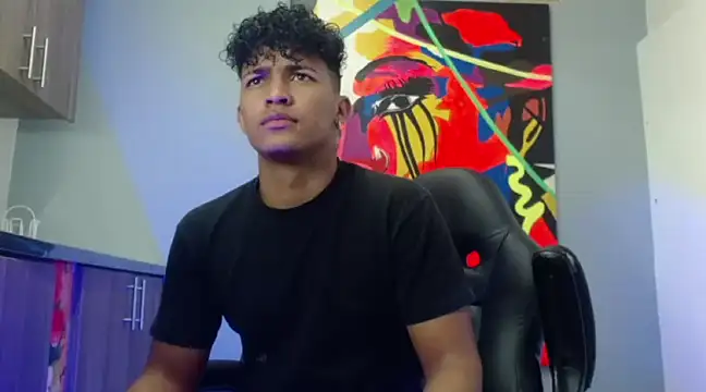 Snapshot of jamescurli_ chatting on December 28, 2024, 5:02 am jamescurli  online show from December 28, 2024, 5:02 am