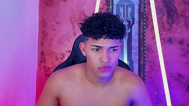 Snapshot of jamescurli_ chatting on January 24, 2025, 4:16 am jamescurli  online show from January 24, 2025, 4:16 am