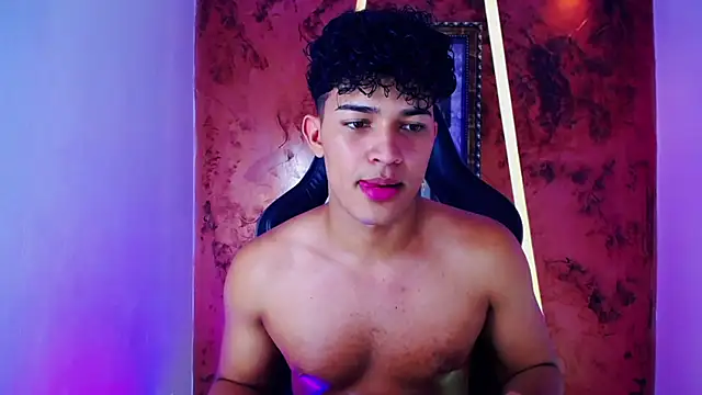 Snapshot of jamescurli_ chatting on February 27, 2025, 9:54 am jamescurli  online show from February 27, 2025, 9:54 am