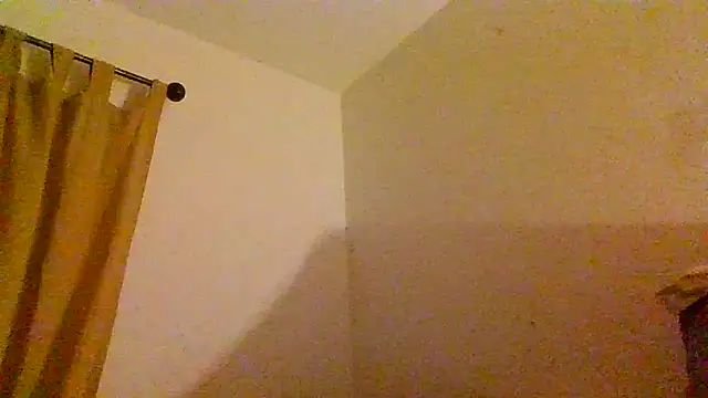 Snapshot of Vespa_Crabo chatting on December 4, 2024, 12:41 am Vespa Crabo online show from December 4, 2024, 12:41 am