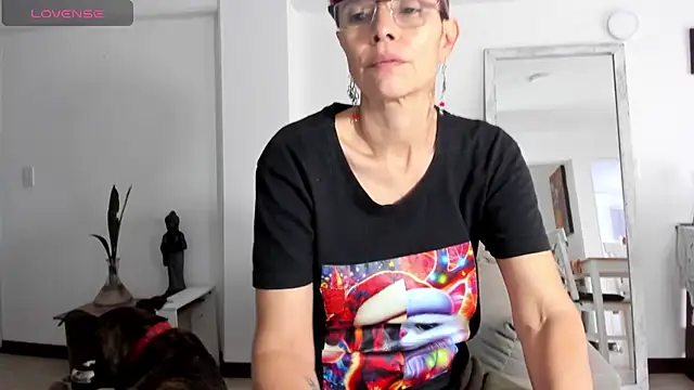 MireyaTorresGu online show from January 30, 2025, 1:53 pm