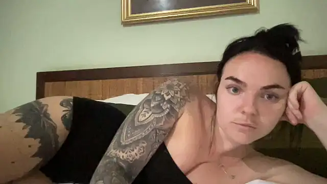 Snapshot of yorkshiregal chatting on January 18, 2025, 8:41 am yorkshiregal online show from January 18, 2025, 8:41 am