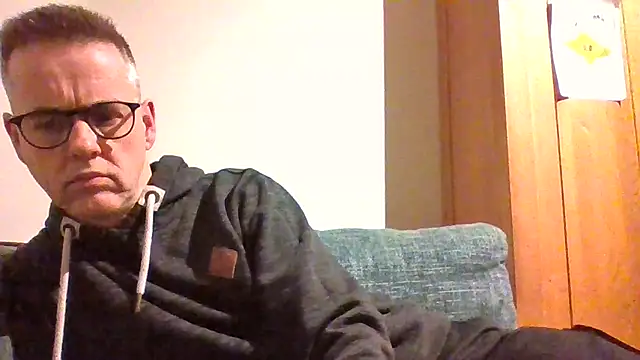 Snapshot of Hectorthyssen1 chatting on December 16, 2024, 10:45 pm Hectorthyssen1 online show from December 16, 2024, 10:45 pm