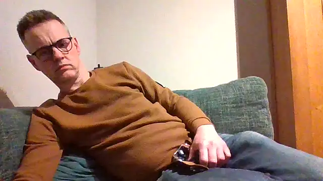 Snapshot of Hectorthyssen1 chatting on February 5, 2025, 10:33 pm Hectorthyssen1 online show from February 5, 2025, 10:33 pm