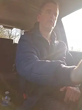 Hectorthyssen1 online show from February 26, 2026, 3:22 pm