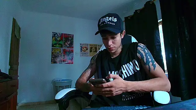 Zacktk7 online show from February 11, 2025, 5:07 pm