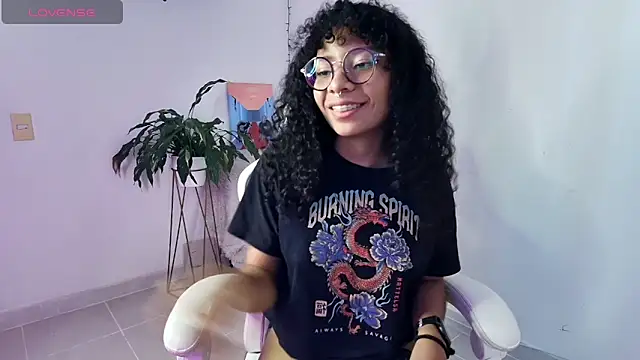 Snapshot of Elektra_williams chatting on February 18, 2025, 10:03 pm Elektra williams online show from February 18, 2025, 10:03 pm