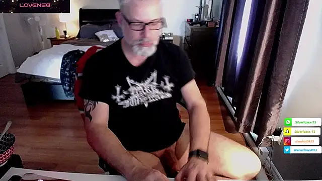 Snapshot of Silverfoxxx-73 chatting on January 5, 2025, 4:06 pm Silverfoxxx-73 online show from January 5, 2025, 4:06 pm