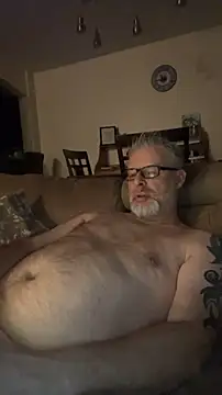 Snapshot of Silverfoxxx-73 chatting on February 2, 2025, 7:20 am Silverfoxxx-73 online show from February 2, 2025, 7:20 am