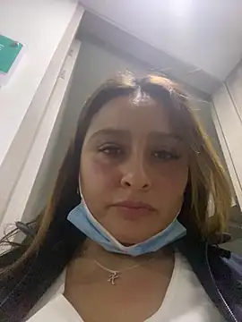 Snapshot of Keittly_ chatting on December 12, 2024, 1:10 am Keittly online show from December 12, 2024, 1:10 am