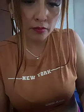 Snapshot of Keittly_ chatting on December 16, 2024, 9:41 pm Keittly online show from December 16, 2024, 9:41 pm