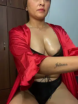 Snapshot of Keittly_ chatting on February 8, 2025, 3:52 am Keittly online show from February 8, 2025, 3:52 am