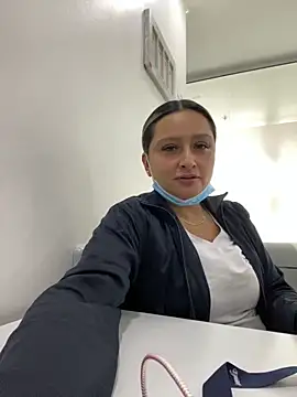 Snapshot of Keittly_ chatting on November 27, 2025, 6:21 pm Keittly online show from November 27, 2025, 6:21 pm