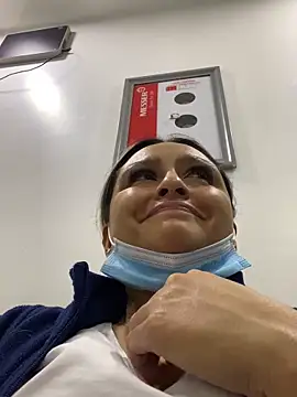 Snapshot of Keittly_ chatting on December 5, 2025, 2:53 am Keittly online show from December 5, 2025, 2:53 am