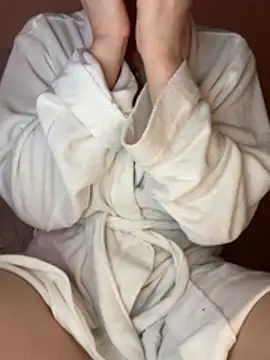 bibisa online show from April 17, 2026, 3:48 pm