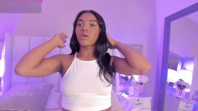 SophiaSmiiths  online show from February 26, 2025, 2:48 am