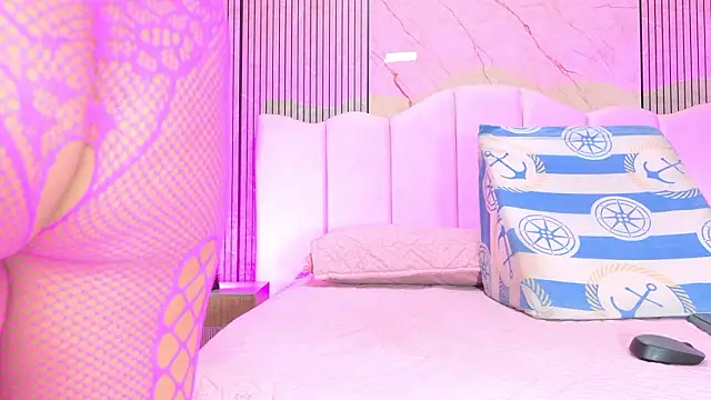 Sofia martiin online show from February 1, 2026, 3:05 am