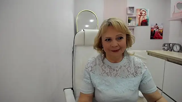 Milla Cutie18 online show from April 1, 2026, 5:08 am