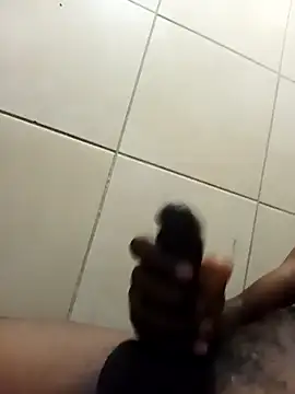 Snapshot of Lexwelll chatting on February 11, 2025, 12:58 pm Lexwelll online show from February 11, 2025, 12:58 pm